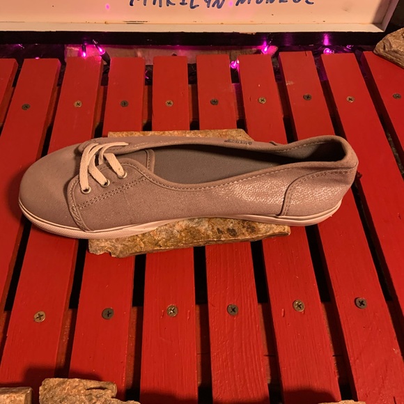 Vans with Sparkle! - Picture 4 of 7